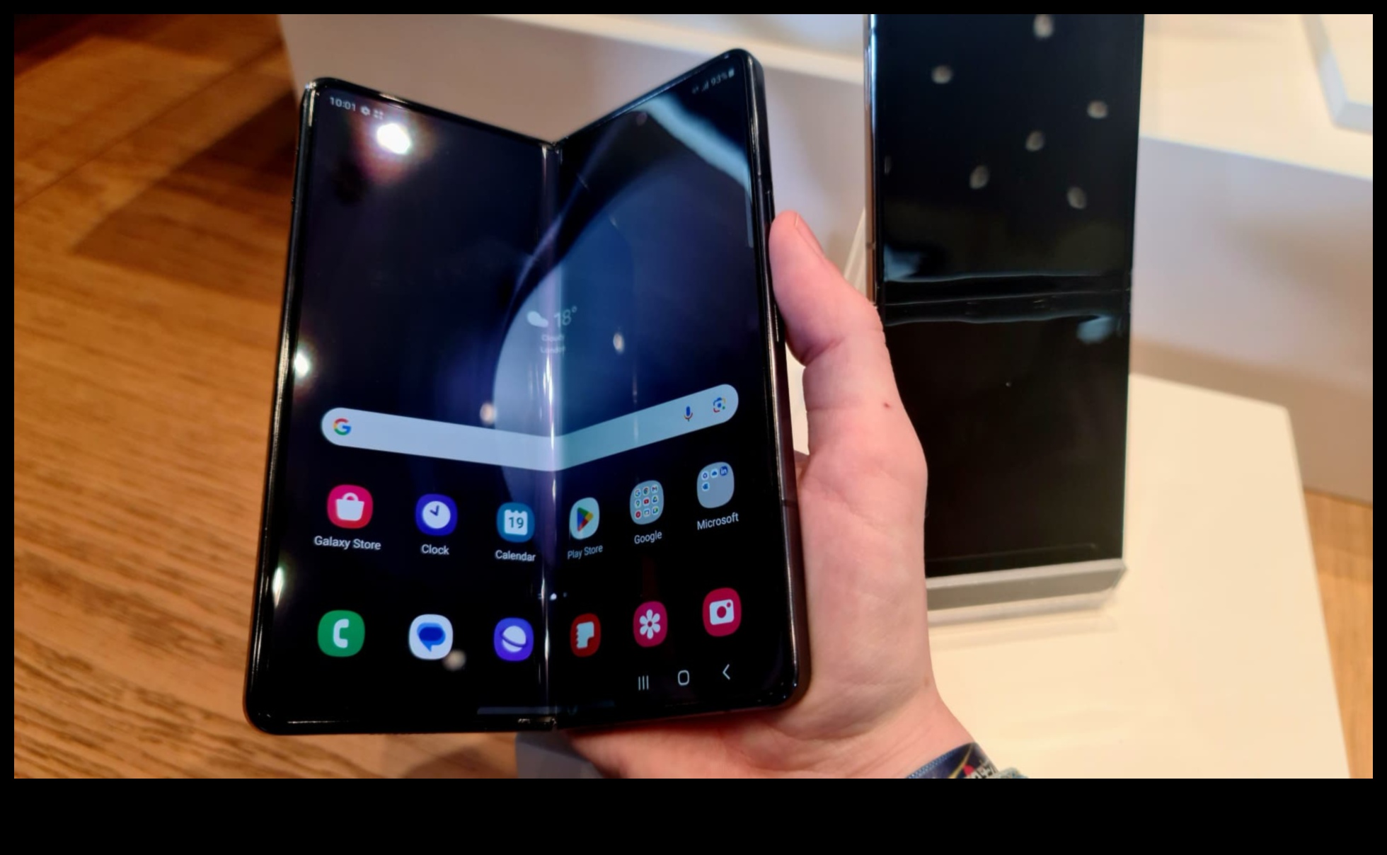 Tālruņa izcilības: ierīces ar unikālām funkcijām, kas tās atšķir